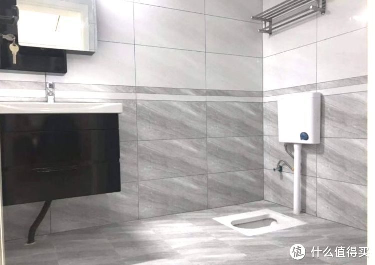 119㎡現(xiàn)代簡(jiǎn)約三居室，20萬(wàn)全包給熟人裝修，還沒(méi)開(kāi)始入住先曬曬