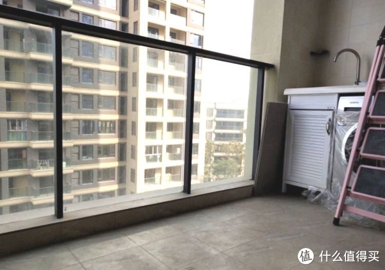 剛完工的新房，硬裝15萬設(shè)計(jì)成現(xiàn)代簡(jiǎn)約風(fēng)格，看一眼都是享受