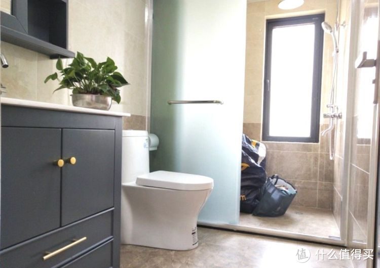 剛完工的新房，硬裝15萬設(shè)計(jì)成現(xiàn)代簡(jiǎn)約風(fēng)格，看一眼都是享受