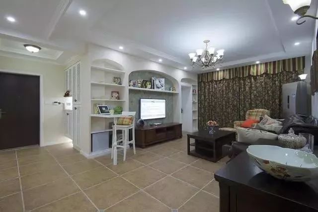 120平新房，忙活半年，終于裝修完畢，電視墻太個性漂亮！