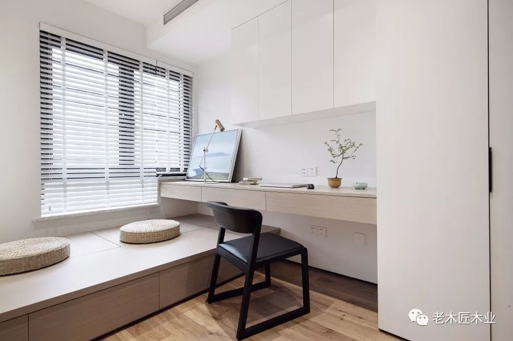 實(shí)木家具裝修效果圖_裝修家具買(mǎi)實(shí)木白胚_(dá)雙葉家具實(shí)木沙發(fā)墊