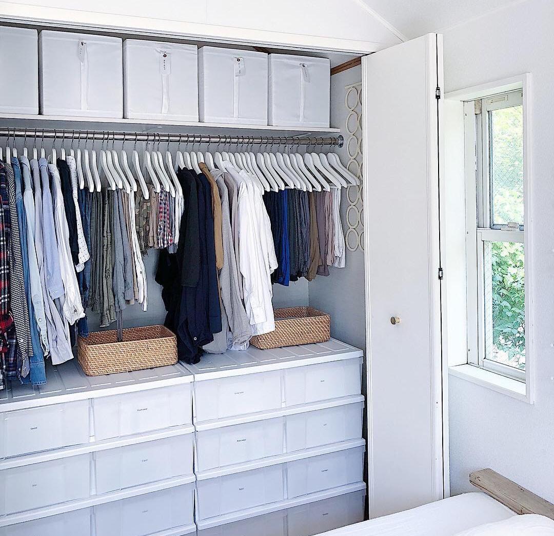 日式住宅的收納精髓，全在這2平的“去衣柜化”設計里，靈活實用