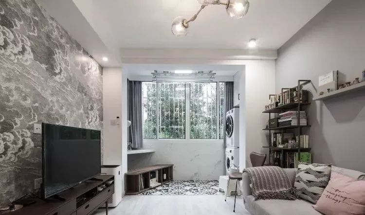 小陽臺(tái)裝修效果圖_裝修陽臺(tái)效果圖片欣賞_陽臺(tái)榻榻米裝修效果