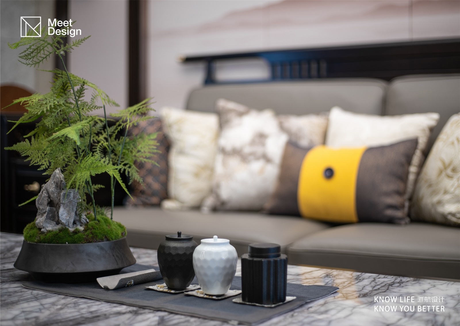 客廳裝修效果圖品“新中”風(fēng)骨，享悠然人生中式現(xiàn)代客廳設(shè)計圖片賞析