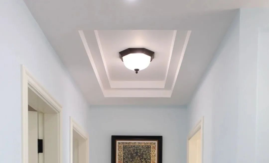 走廊雖小，燈具搭配好，裝修效果美不少！