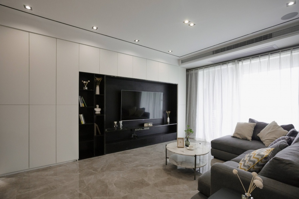 客廳窗簾裝修效果圖禾易空間設計《APARTOFM現(xiàn)代簡約客廳設計圖片賞析