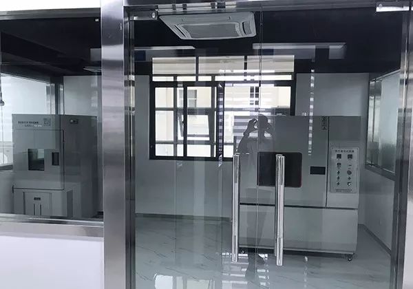 3室2廳1衛(wèi)普通裝修_90平房子3室裝修效果圖_實(shí)驗室裝修