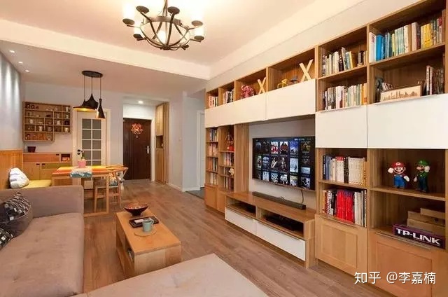 電視背景墻半墻裝修效果圖大全_門(mén)對(duì)著的墻裝修效果圖片_電視墻裝修效果圖