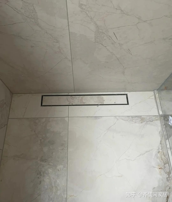 被網(wǎng)紅“過(guò)度吹捧”的四個(gè)衛(wèi)生間設(shè)計(jì)，以為很完美，實(shí)際都是坑