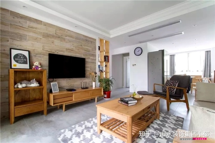 客廳長(zhǎng)度3米6墻上掛多大電視_客廳電視墻裝修設(shè)計(jì)_客廳墻三米六買(mǎi)多大電視