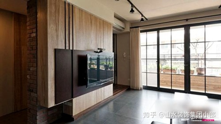 客廳墻三米六買(mǎi)多大電視_客廳長(zhǎng)度3米6墻上掛多大電視_客廳電視墻裝修設(shè)計(jì)