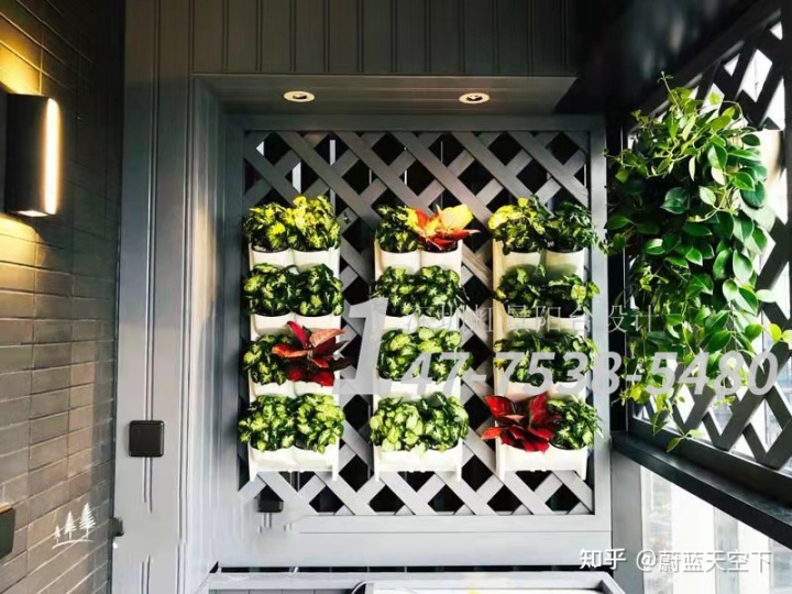 深圳陽臺裝修公司為南山區(qū)戶主設(shè)計陽臺效果圖，滿足儲物功能又能養(yǎng)花