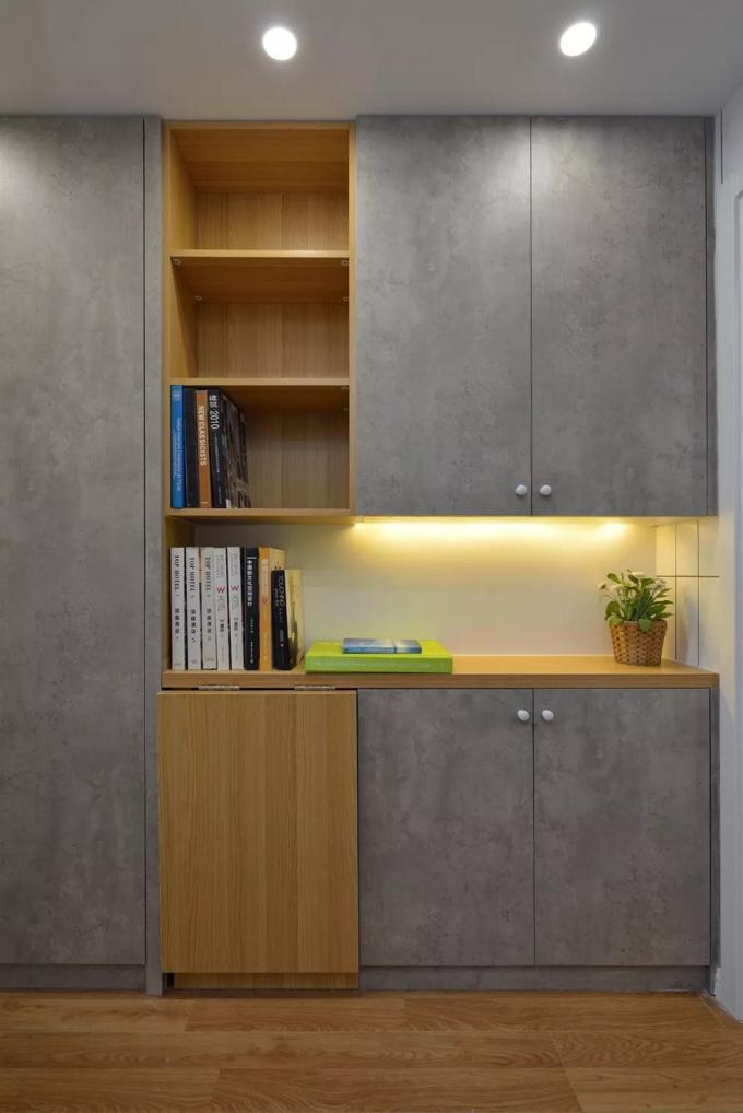 男主的45㎡公寓：功能齊全收納無(wú)敵，衛(wèi)生間玻璃墻做隔斷，機(jī)智