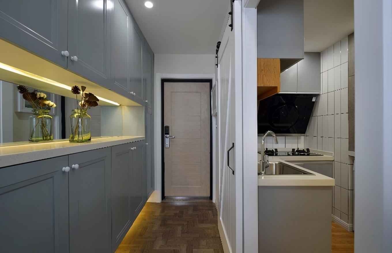 玻璃室內(nèi)裝飾墻效果圖片_玻璃墻裝修效果圖_陽臺(tái)配重墻裝修效果