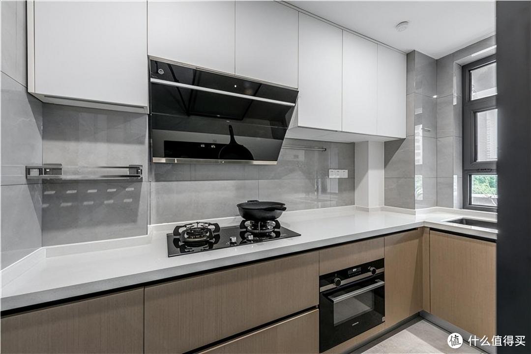 我也想給父母裝一套這樣的養(yǎng)老房，不用多豪華，簡(jiǎn)潔舒適就夠了