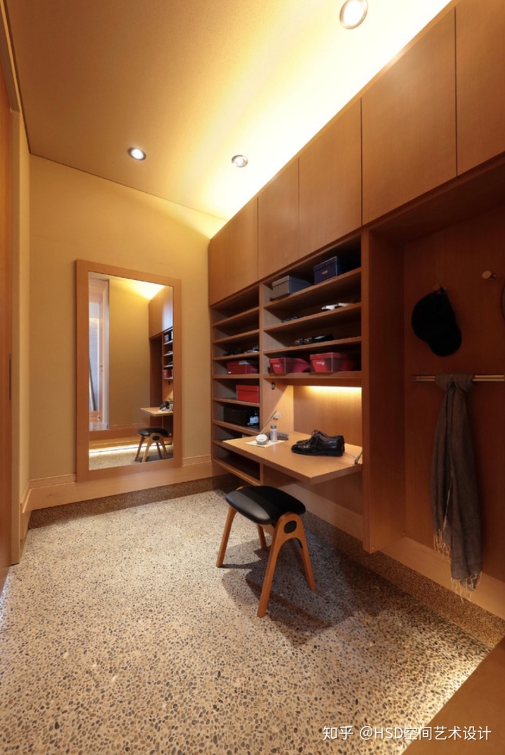 主臥衛(wèi)生間裝修效果圖_自助餐廳裝修效果工業(yè)風圖_大主臥帶書房裝修效果