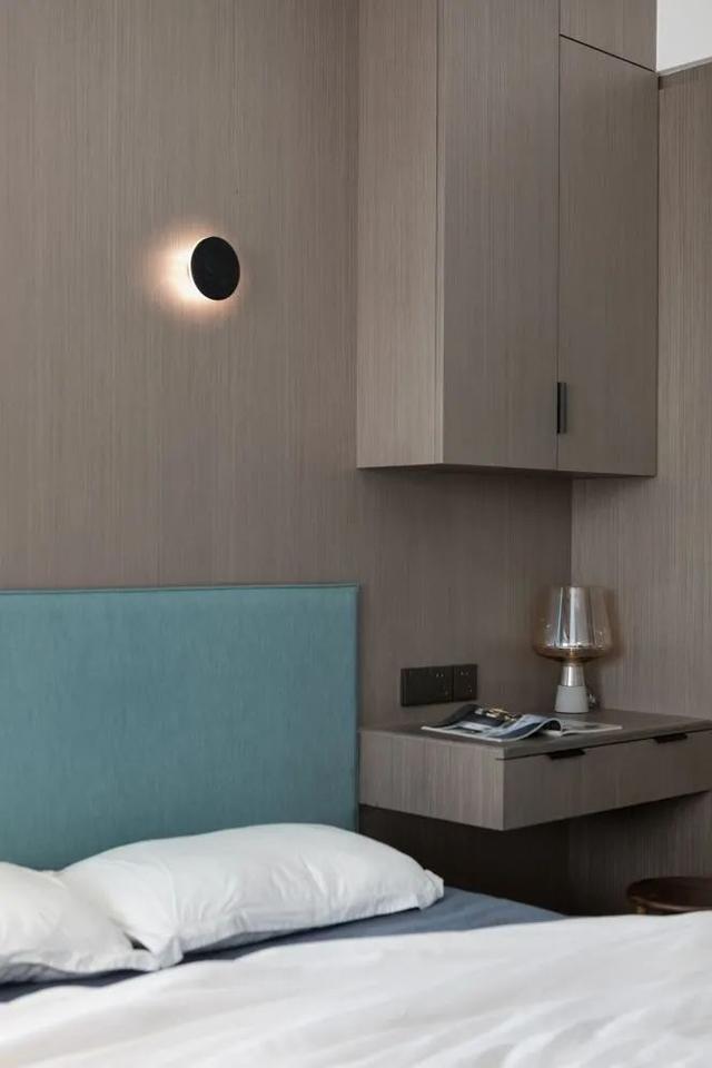 酒店公寓裝修效果圖(35㎡酒店式開(kāi)間單身公寓，半平米都沒(méi)浪費(fèi)，還裝得很有檔次)(圖14)